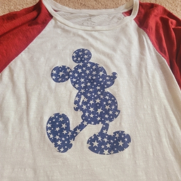 2/$20 Disney Parks Baseball Tee M - Picture 2 of 8